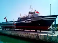 Parahu awak pikeun dijual
