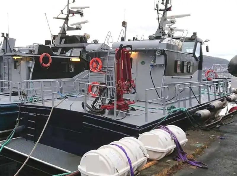 Kapal kerja keur dijual