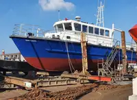 Parahu patroli pikeun dijual
