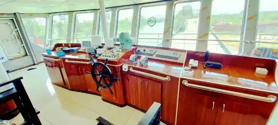 Kapal pendaratan, tangki keur dijual