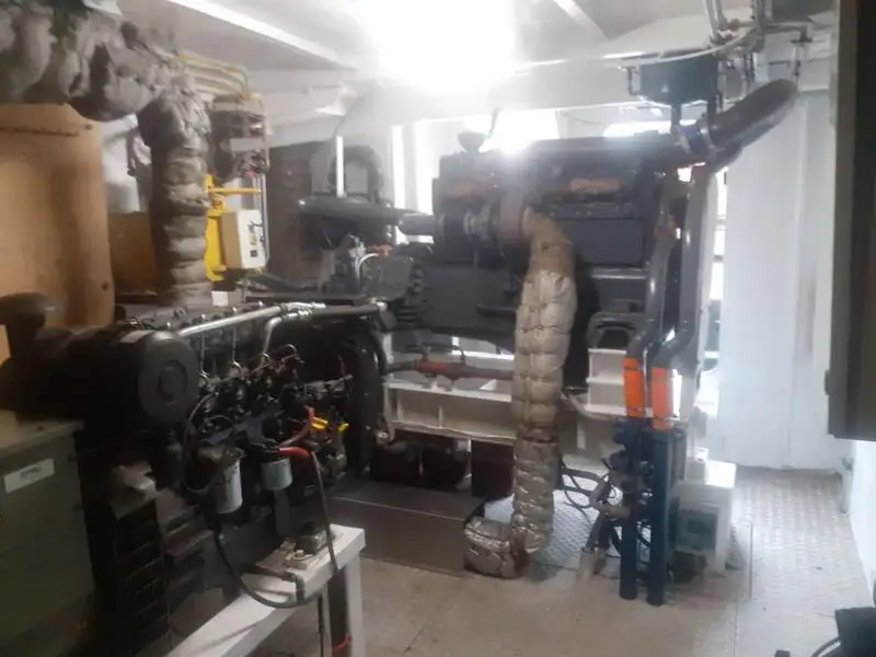 Kapal kontainer keur dijual