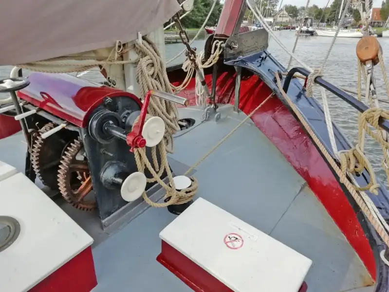Kapal pangangkut barang curah keur dijual