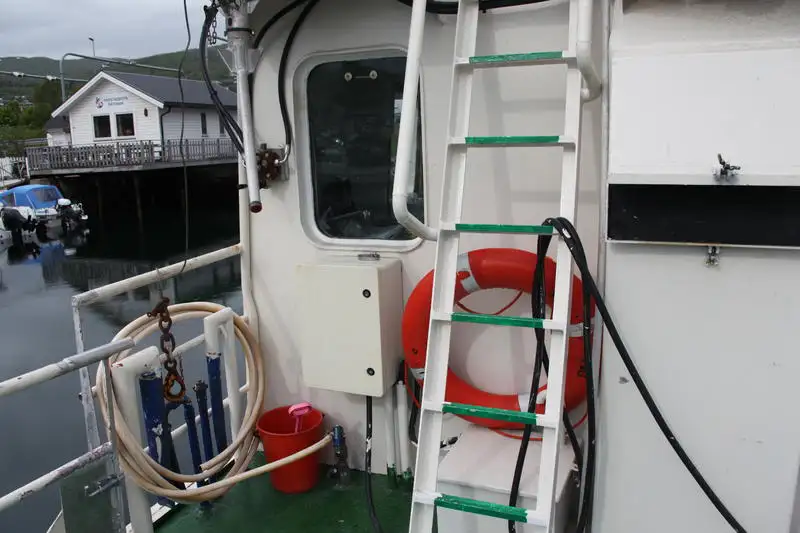 Kapal penarik keur dijual