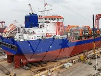 Kapal keruk keur dijual