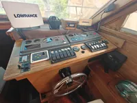 Kapal kerja keur dijual