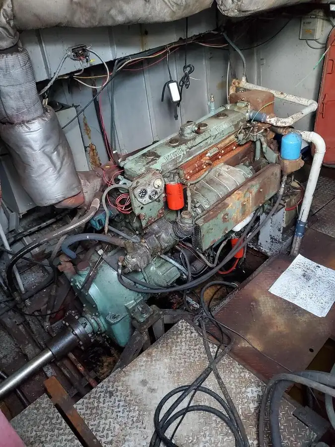Kapal penarik keur dijual