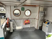 Kapal pesiar-feri keur dijual