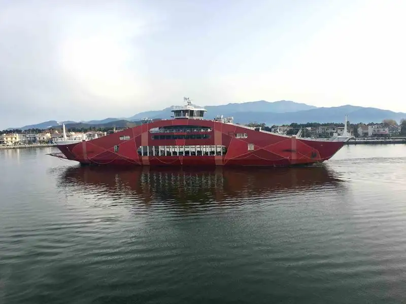 Kapal fery keur dijual