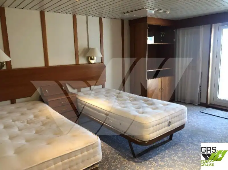 Kapal pesiar keur dijual