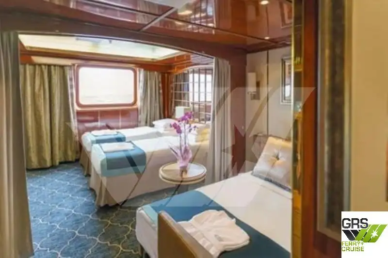 Kapal pesiar keur dijual