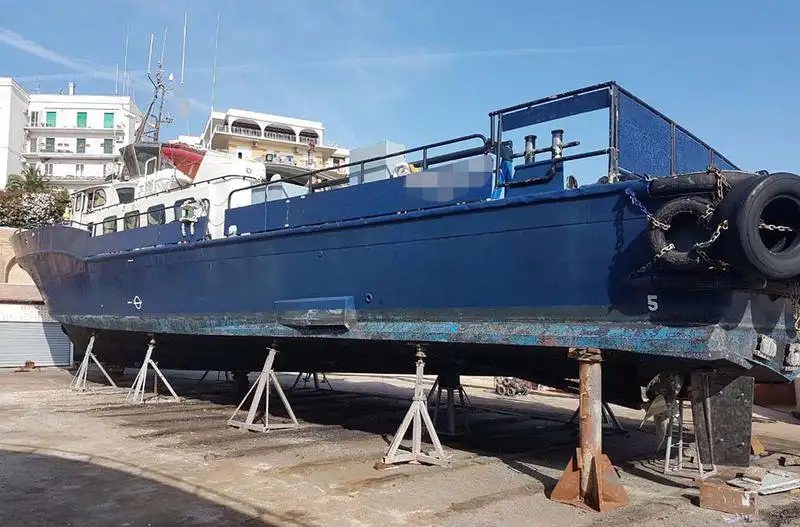 Kapal kru keur dijual