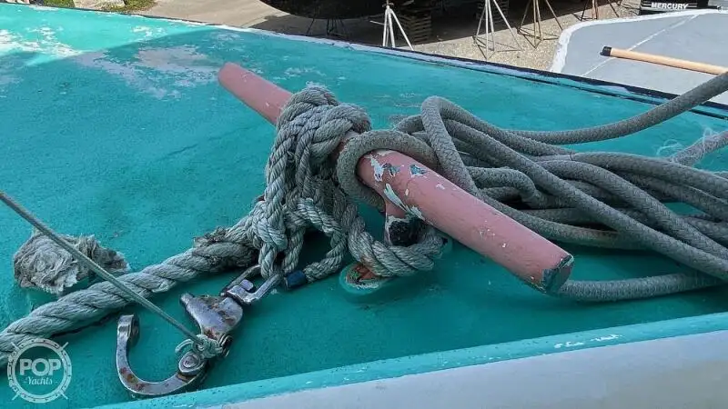 Kapal pesiar keur dijual