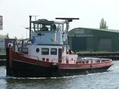 Kapal penarik keur dijual