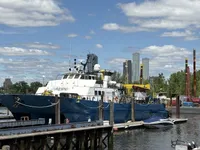 Kapal survei keur dijual