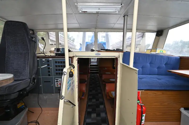 Kapal pesiar keur dijual