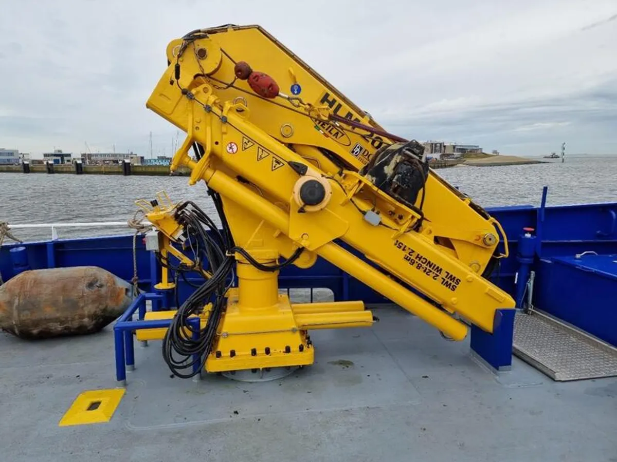 Kapal kru keur dijual