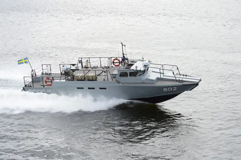 Kapal angkatan laut / militer keur dijual