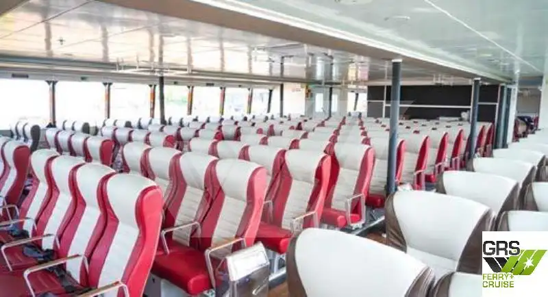 Kapal pesiar keur dijual