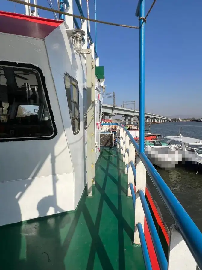 Kapal penarik keur dijual