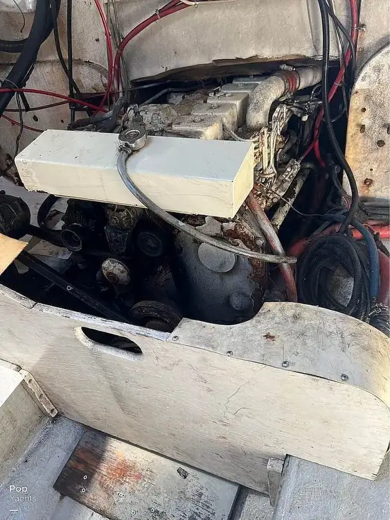 Kapal pangolahan lautan keur dijual