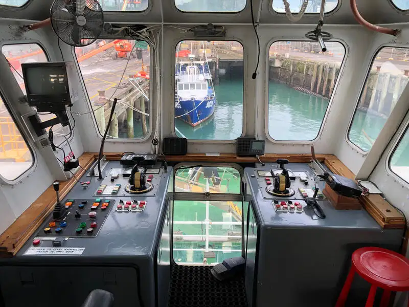 Kapal penarik keur dijual