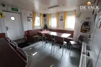 Hotél ngambang keur dijual