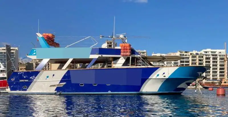 Kapal fery keur dijual