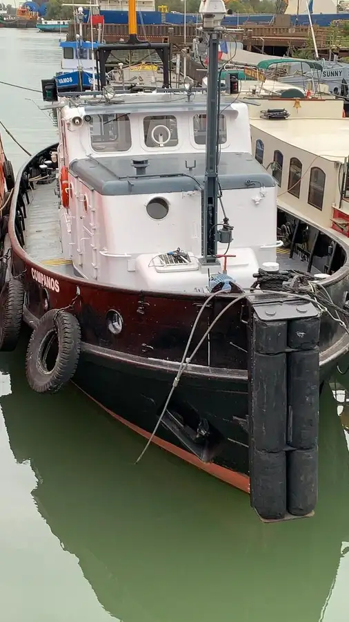 Kapal penarik keur dijual
