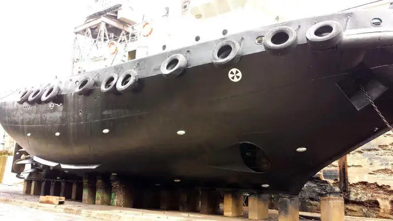 Kapal penarik keur dijual