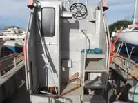 Kapal kerja keur dijual