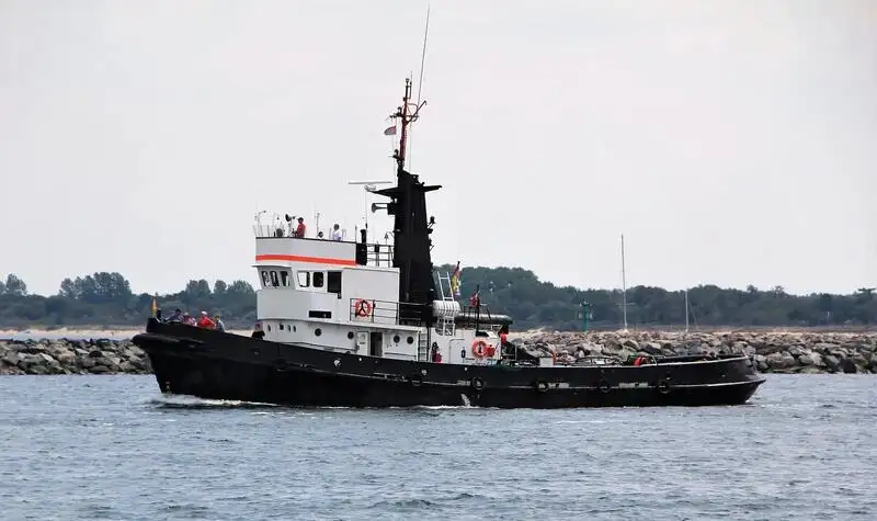 Kapal penarik keur dijual