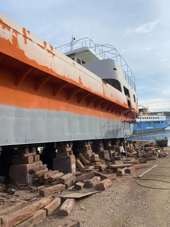 Kapal fery keur dijual