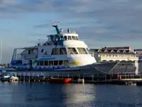 Kapal panumpang pikeun dijual