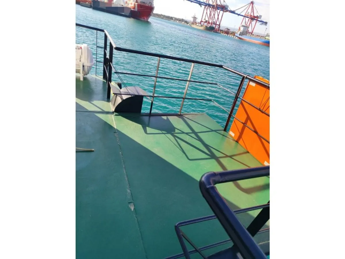 Kapal kontainer keur dijual