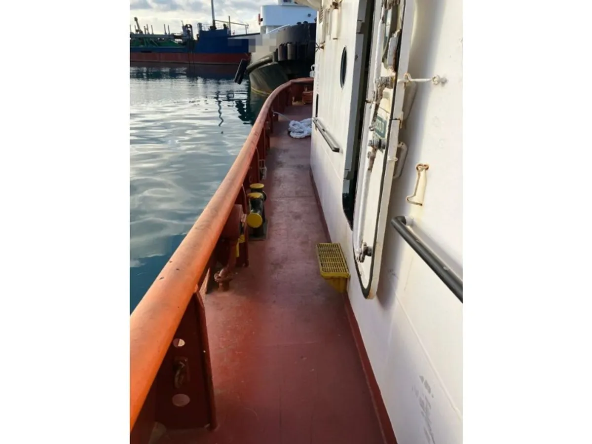 Kapal tunda keur dijual