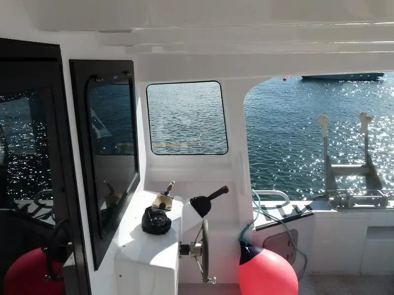 Kapal kerja keur dijual