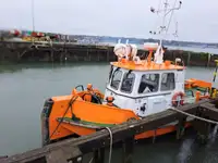 Kapal penarik keur dijual