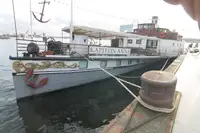 Tongkang keur dijual