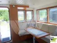 Kapal kerja keur dijual