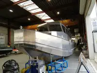Kapal penyelamat keur dijual