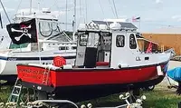 Kapal pangolahan lautan keur dijual