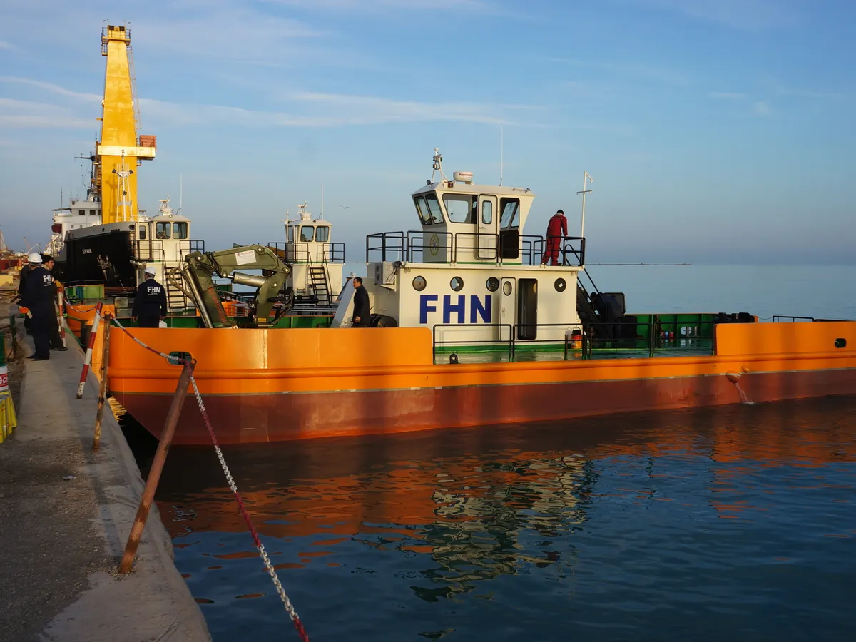 Kapal penarik keur dijual