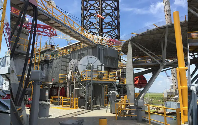 Kapal pangangkut LNG keur dijual