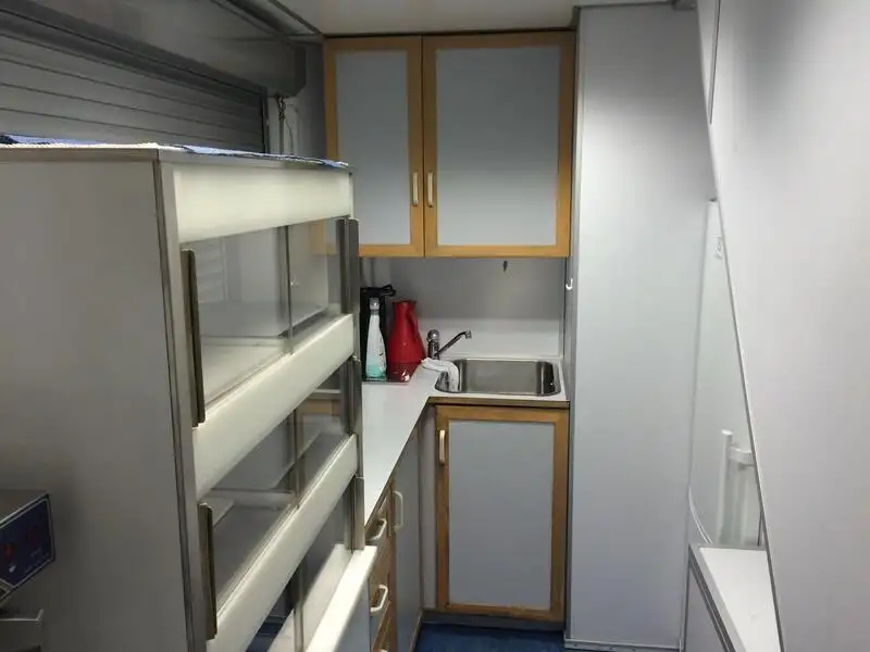 Kapal pesiar keur dijual