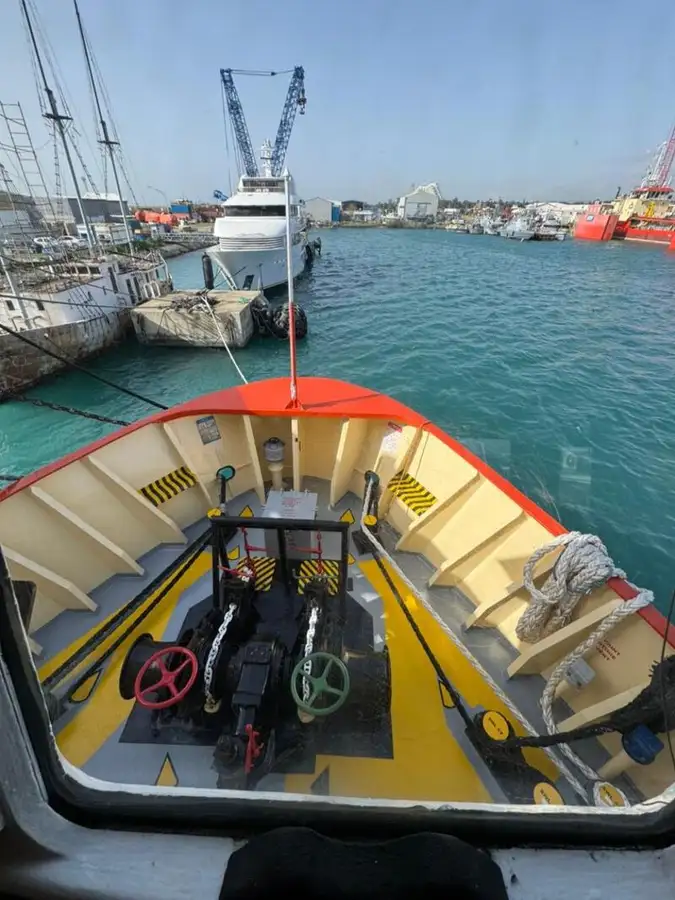 Kapal kontainer keur dijual