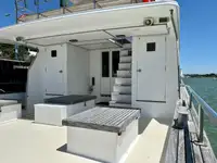 Kapal pesiar keur dijual
