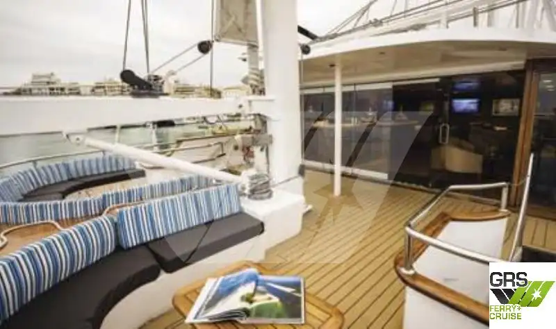 Kapal pesiar keur dijual