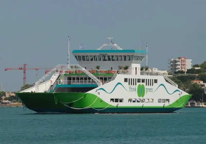Kapal fery keur dijual