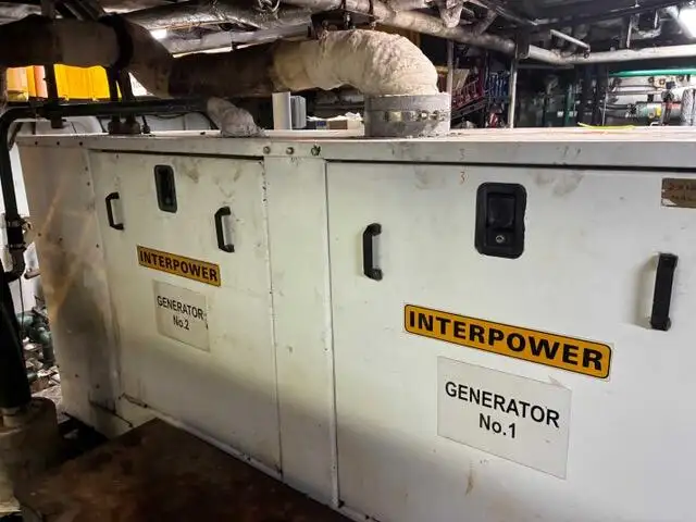 Kapal pasokan keur dijual