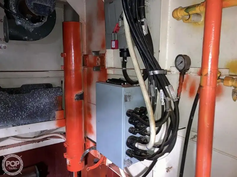 Kapal pendaratan, tangki keur dijual